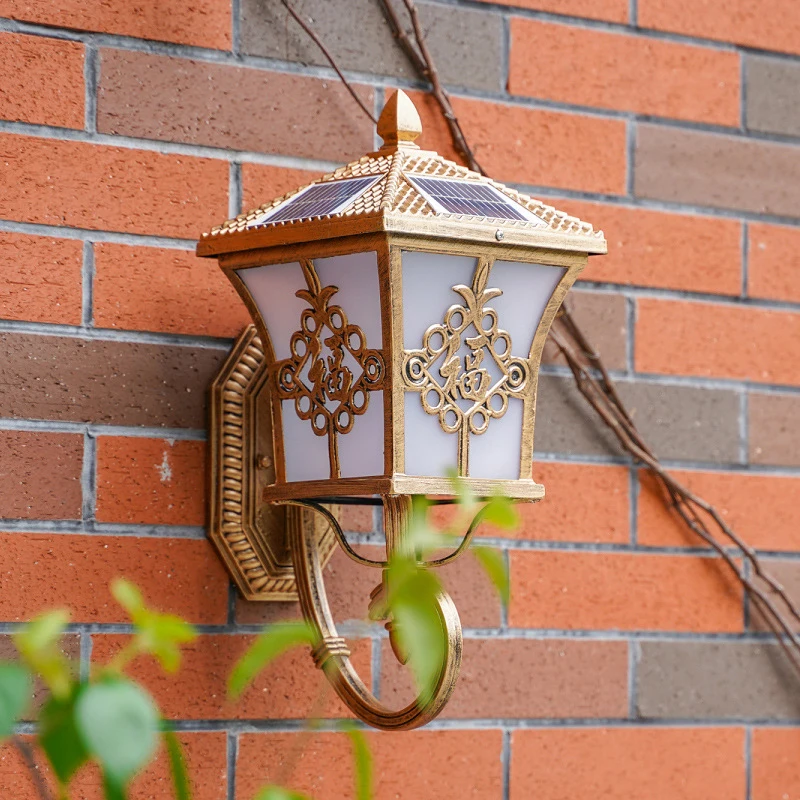 โคมไฟพลังงานแสงอาทิตย์สไตล์ยุโ - Solar Garden Light บทวิจารณ์และราคา